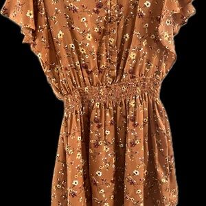 LOVE STITCH Floral Ruffle Sleeve Dress.  SIZE Small
